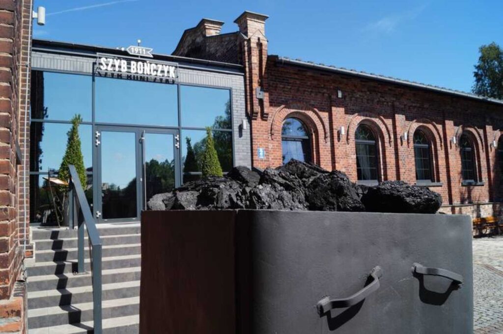 dbf38d4f97abb8ef843a32ffd8c16913_L