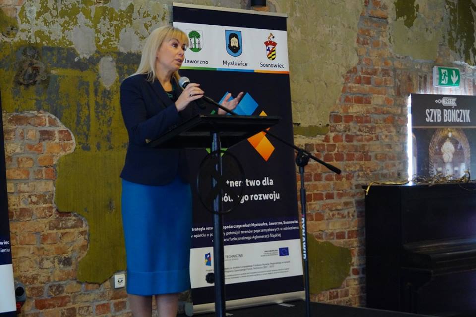 Elzbieta Bienkowska